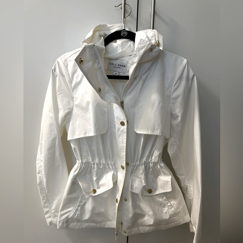 Cole Haan Women’s White Packable Rain Jacket - Size S